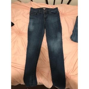 JUICY COUTURE SIZE 4 JEANS SKINNY